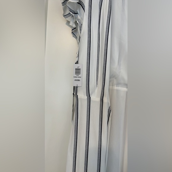 Sunday Best Wrap Dress - Picture 2 of 4